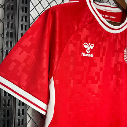 Danemark maillot domicile 2024 2025