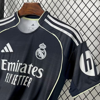 Real Madrid maillot extérieur 2025 2026