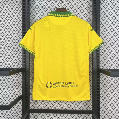Norwich maillot domicile 2025 2026